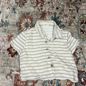 Cropped button down top